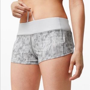 NWOT Lululemon speed up short 2.5”